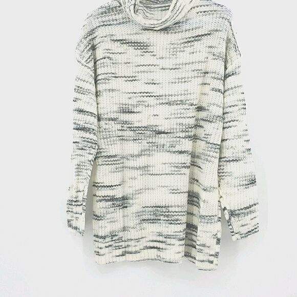 TORRID IVORY SPACE DYE TURTLENECK SWEATER 1X 14/16 - Picture 4 of 16